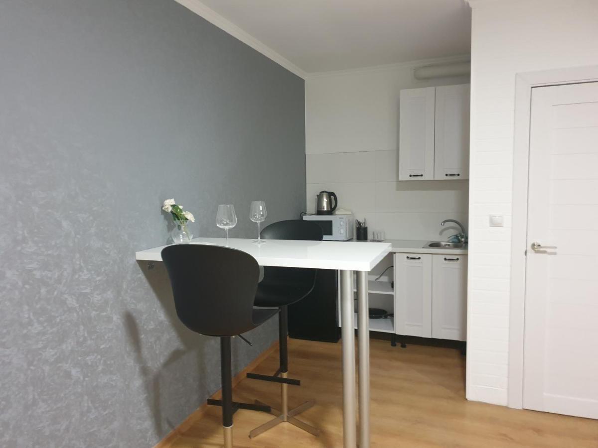Studio In The Center Apartment คีชีเนา ภายนอก รูปภาพ